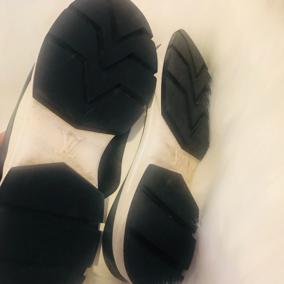 Authentic louis vuitton shoes - Picture 5 of 14
